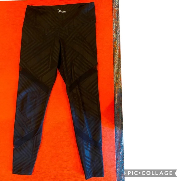 Old navy active go dry 7/8 leggings - Picture 1 of 2